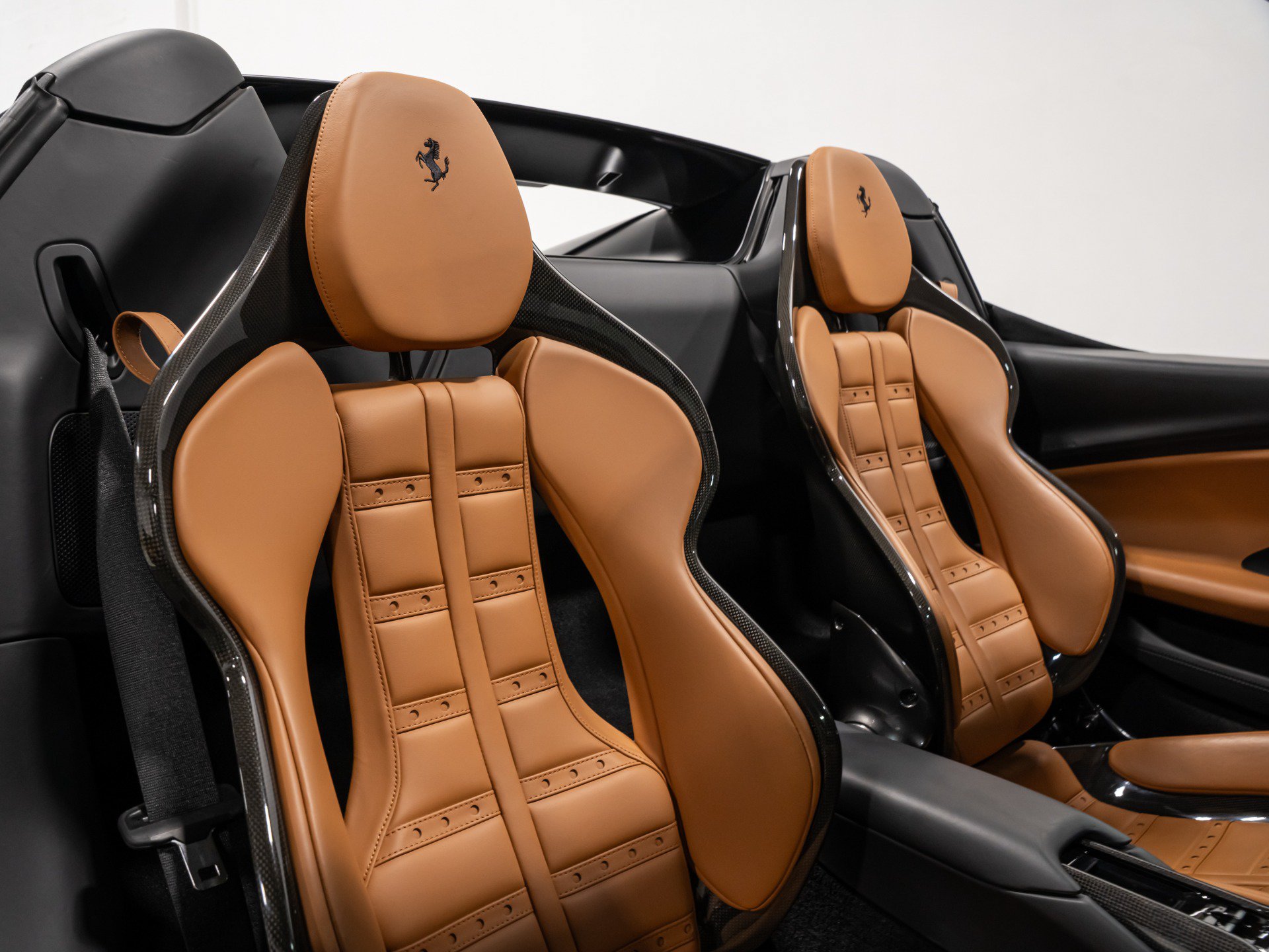 Used 2023 Ferrari 296 GTS RWD image 77
