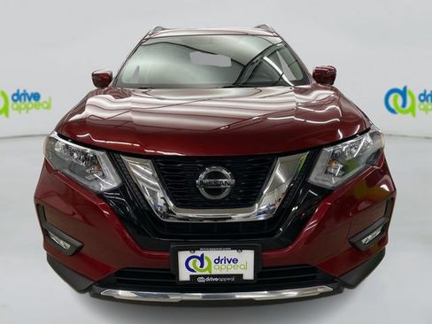 Used 2018 Nissan Rogue SV w/ Sun & Sound Touring Package AWD/4WD image 16