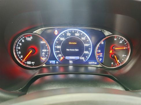 Used 2025 Chevrolet Blazer RS image 21