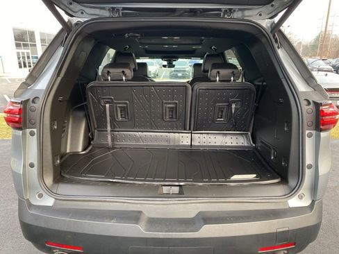 Certified 2023 Chevrolet Traverse RS w/ LPO, Floor Liner Package image 14