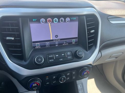 Used 2017 GMC Acadia SLT FWD image 15