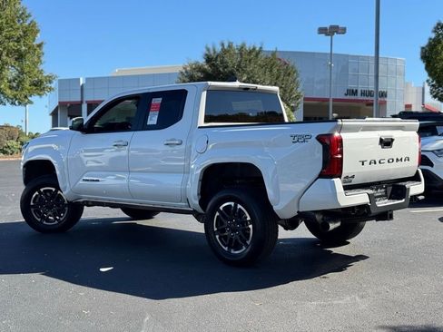 New 2025 Toyota Tacoma TRD Sport image 7