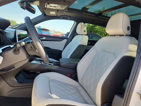 New 2026 Volkswagen Atlas Cross Sport SEL Premium R-Line AWD/4WD image 13