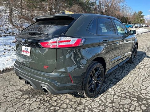 Certified 2022 Ford Edge ST w/ Equipment Group 401A image 7