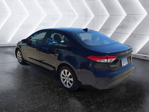 Used 2025 Toyota Corolla LE FWD image 7