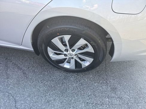 New 2025 Nissan Altima 2.5 S image 21