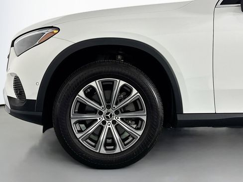 Used 2023 Mercedes-Benz GLC 300 image 9