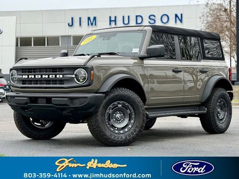 New 2025 Ford Bronco 4-Door w/ Sasquatch Package image 1