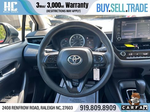 Used 2020 Toyota Corolla LE image 25