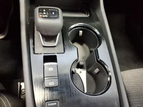 Used 2021 Nissan Rogue SV FWD image 22