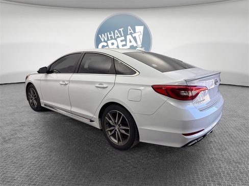 Used 2017 Hyundai Sonata Sport 2.0T w/ Cargo Package image 6