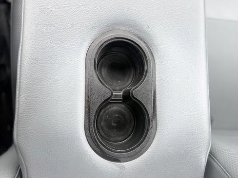Used 2022 Ford F750 2WD Regular Cab Super Duty image 21
