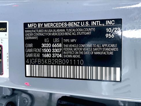 Used 2024 Mercedes-Benz GLE 450 4MATIC image 32