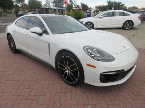 Used 2023 Porsche Panamera Platinum Edition RWD image 89
