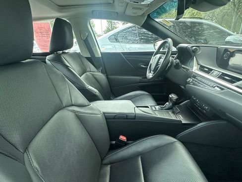 Used 2021 Lexus ES 350 w/ Premium Package FWD image 5