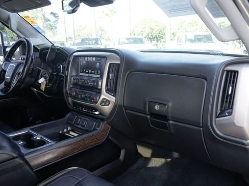 Used 2018 GMC Sierra 3500 Denali w/ Duramax Plus Package image 39