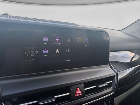Used 2025 Kia Seltos S FWD image 9