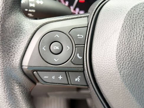 Used 2023 Toyota RAV4 XLE FWD image 18