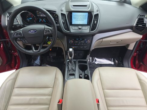 Used 2018 Ford Escape SEL image 9