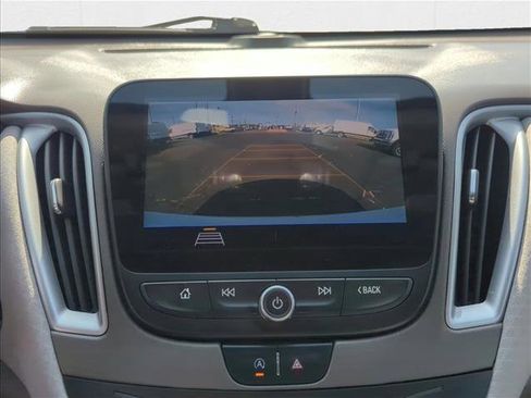 Used 2020 Chevrolet Malibu LS image 13