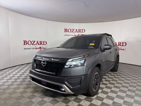 Used 2025 Nissan Pathfinder Rock Creek AWD/4WD image 4