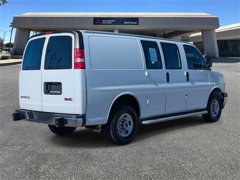 Used 2024 GMC Savana 2500 Work Van w/ Driver Convenience Package image 6