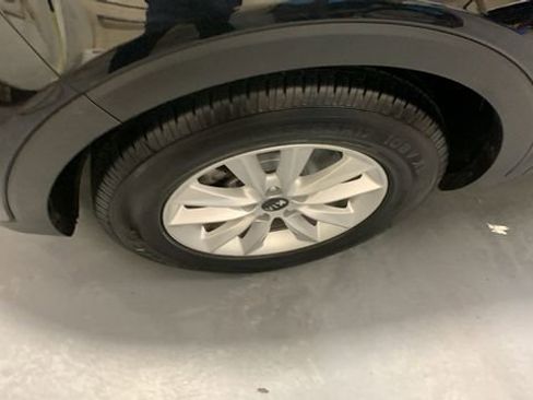 Used 2019 Kia Sorento LX image 20