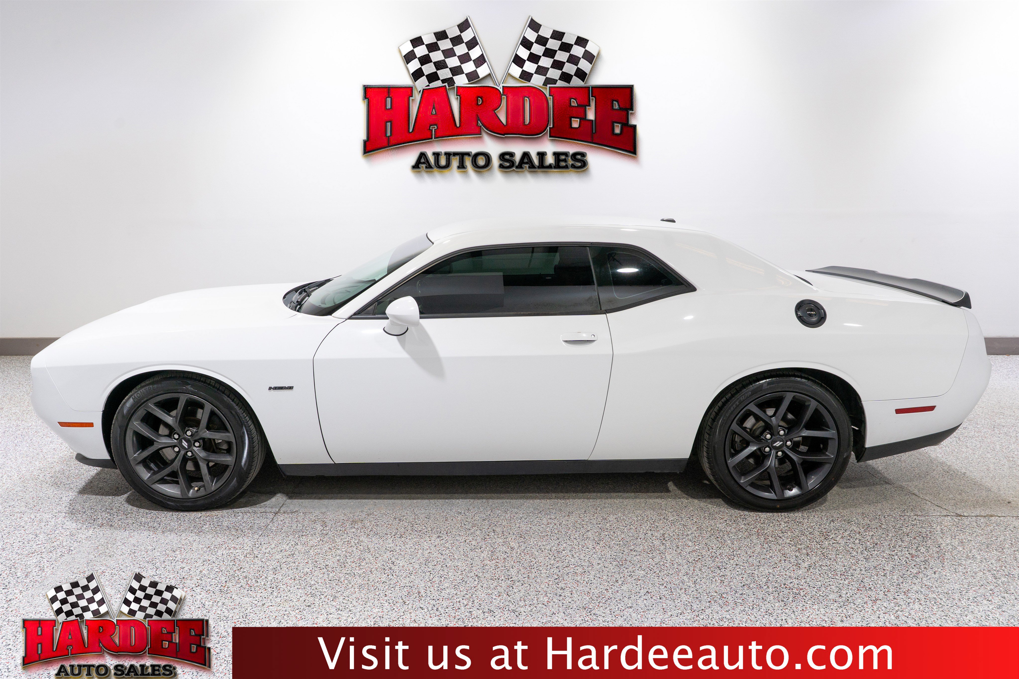 Used 2019 Dodge Challenger R/T w/ Driver Convenience Group RWD 360° Tour