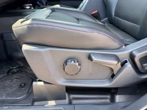New 2026 Ford Bronco Big Bend w/ Sasquatch Package AWD/4WD image 13