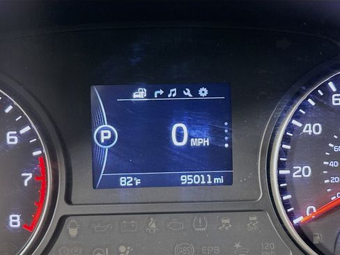 Used 2017 Kia Optima EX w/ Premium Package FWD image 18