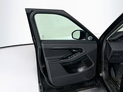 Used 2023 Land Rover Range Rover Evoque R-Dynamic SE AWD/4WD image 11