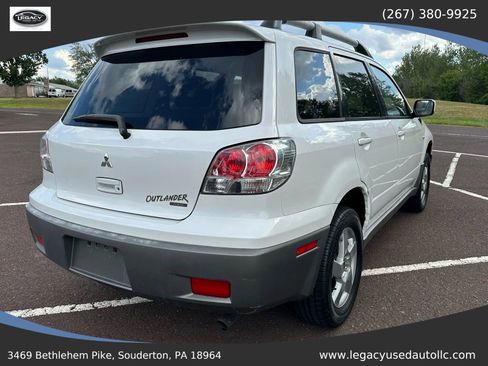 Used 2003 Mitsubishi Outlander XLS image 6