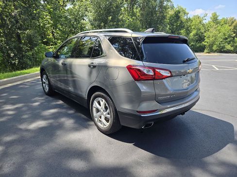 Used 2018 Chevrolet Equinox LT FWD image 6