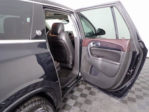Used 2017 Buick Enclave Premium w/ Experience Buick Package image 31