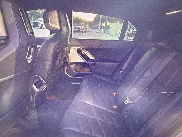 Used 2023 BMW 740i RWD image 7