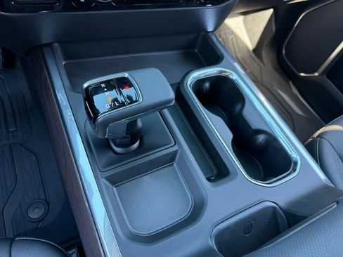 New 2026 GMC Sierra 1500 SLT AWD/4WD image 35