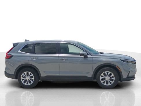 Used 2025 Honda CR-V LX image 4