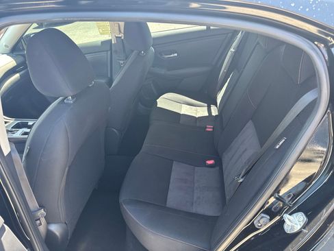 Certified 2022 Nissan Sentra SR FWD image 22