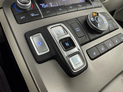 Used 2022 Hyundai Palisade Calligraphy image 22