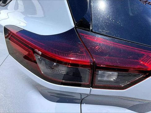 Used 2022 Nissan Rogue SL w/ SL Premium Package FWD image 23