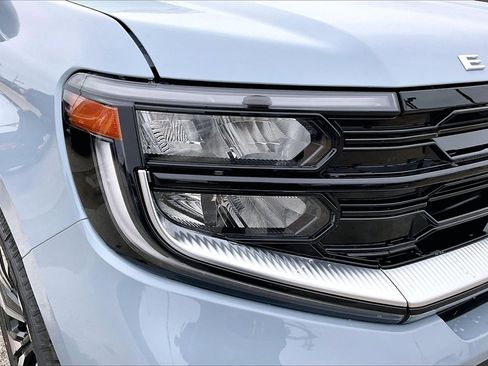 New 2026 Ford Expedition Max Platinum w/ Driver's Package image 16