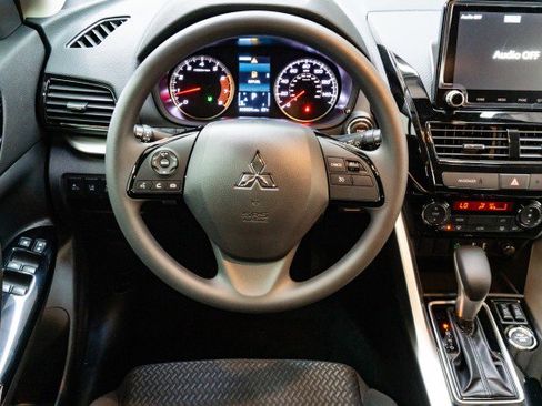New 2026 Mitsubishi Eclipse Cross LE image 17