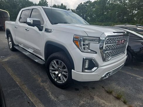 Used 2019 GMC Sierra 1500 Denali w/ Driver Alert Package II AWD/4WD image 2