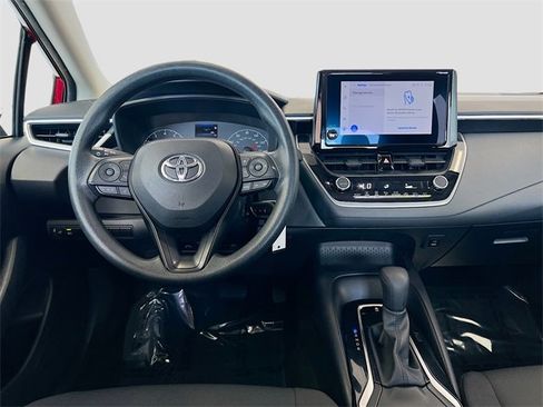 Used 2024 Toyota Corolla LE image 20