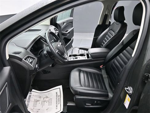 Used 2022 Ford Edge SEL w/ Convenience Package image 13