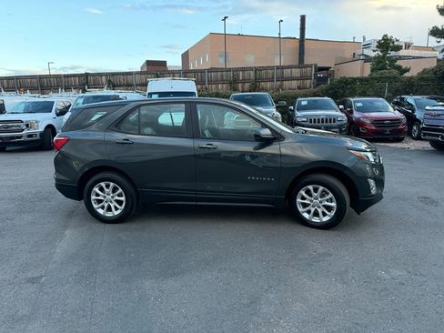 Used 2020 Chevrolet Equinox LS image 11