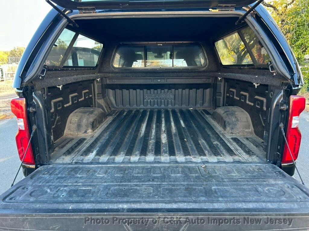 Used 2021 Chevrolet Silverado 2500 High Country w/ Technology Package AWD/4WD image 25