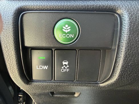 Used 2015 Honda Accord Touring image 28
