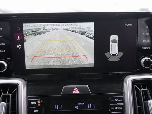 Used 2023 Kia Sorento S image 14