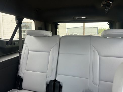 New 2025 Chevrolet Suburban Premier RWD image 15